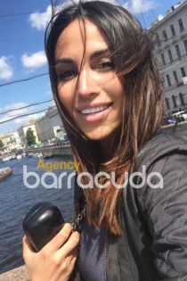 busty escort Gayana