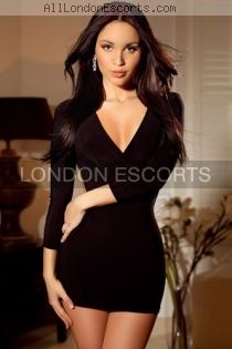 brunette escort Jasmine