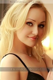 Compare to Enrika escort