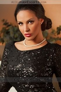 Clara escort - Eternity Girls