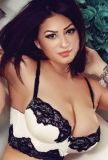 Annalisa striptease sexy bisexual escort in Knightsbridge