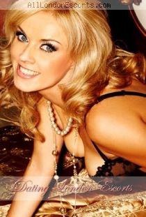 blonde escort Agatha