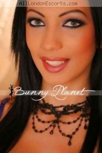 Romanian escort Abelia