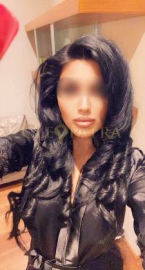 Melody escort - C bust, Black hair, Brown eyes
