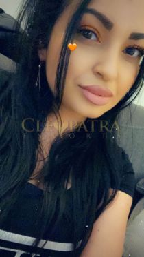 Compare to Davina escort
