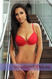 brunette escort Jasmine