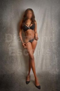 mature escort Chantelle