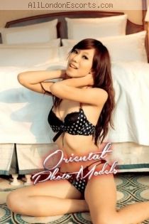 Pingping escort - 32B bust, brown hair, brown eyes