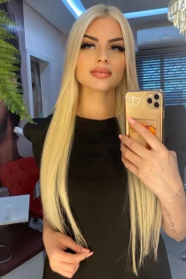 blonde escort Spargy