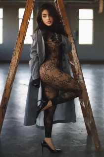 brunette escort Marzene