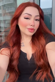 A Level escort Raposa