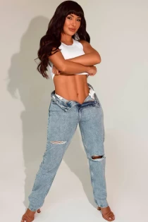 caucasian escort Finetta