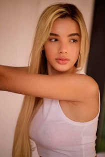 Brazilian escort Isinya