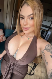 readhead escort Maya