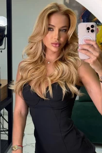 blonde escort Yasmina