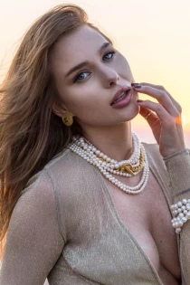 Massima 26 years old girl