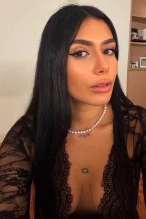 latin escort Saphira