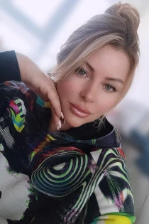 Flow 33 years old girl