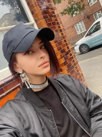 brunette escort Adjika
