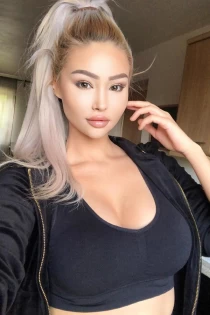 Central London escort Ines