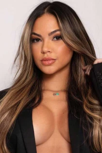 Central London escort Novitera
