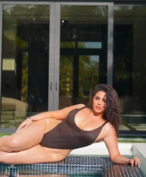 caucasian escort Brenda
