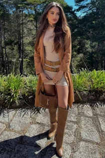 latin escort Joneva