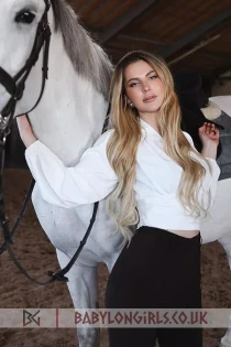 blonde escort Emmy