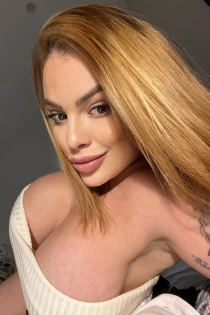 Brazilian escort Maya