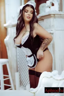 Dina 27 years old girl