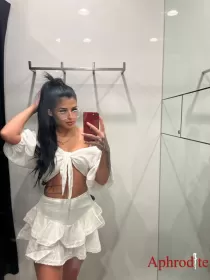 Bond Street escort Nihan