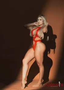 petite escort Gabriella