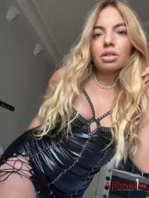 Mistress Marissa 300 per hour